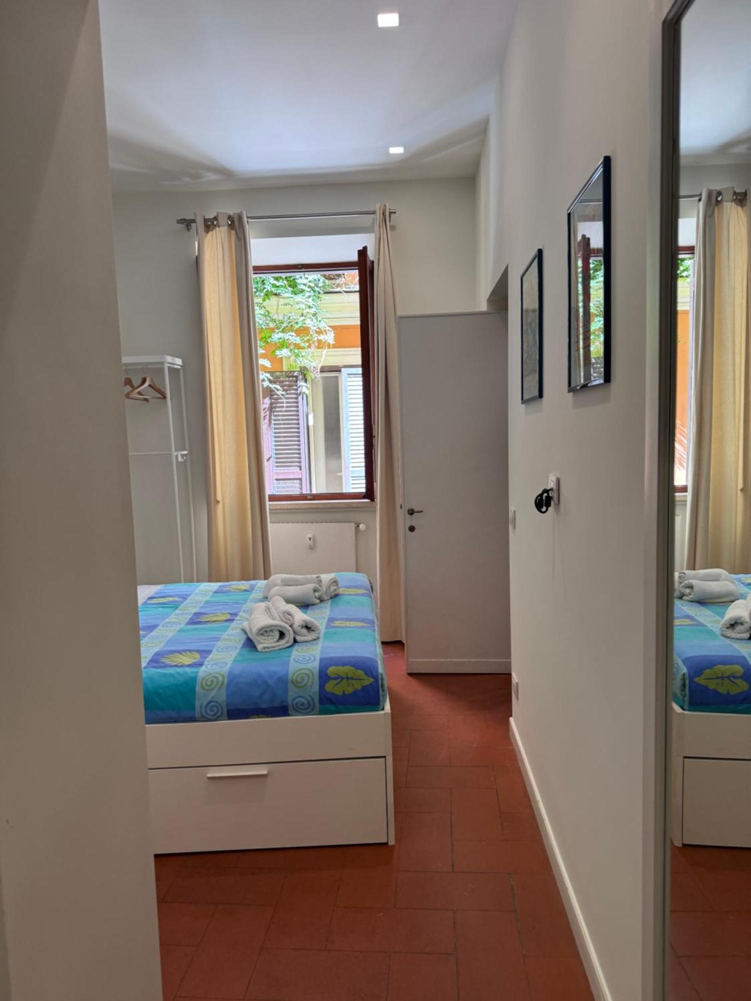 Colosseum Apartment - Your Cozy Roman Escape Экстерьер фото